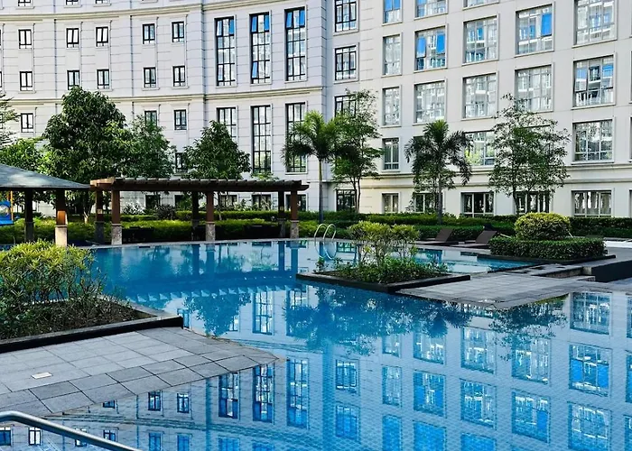 Naia Terminal 3 81 Newport Blvd Cluster 4-7b By Rechelle Nunag *
