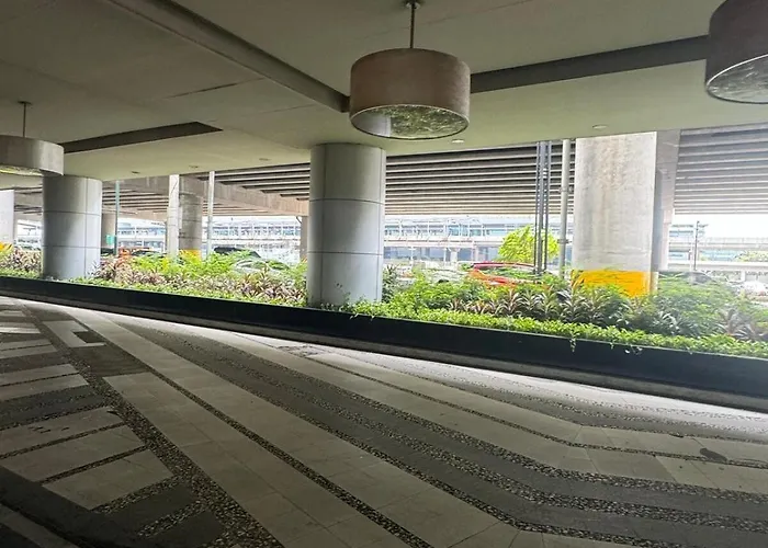 Apartamento Naia Terminal 3 81 Newport Blvd Cluster 4-7b By Rechelle Nunag *