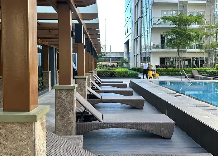 Apartamento Naia Terminal 3 81 Newport Blvd Cluster 4-7b By Rechelle Nunag Manila