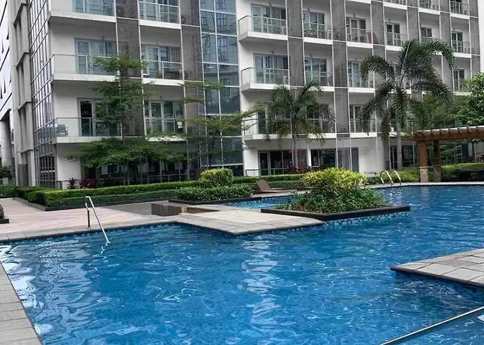 Naia Terminal 3 81 Newport Blvd Cluster 4-7b By Rechelle Nunag Apartamento