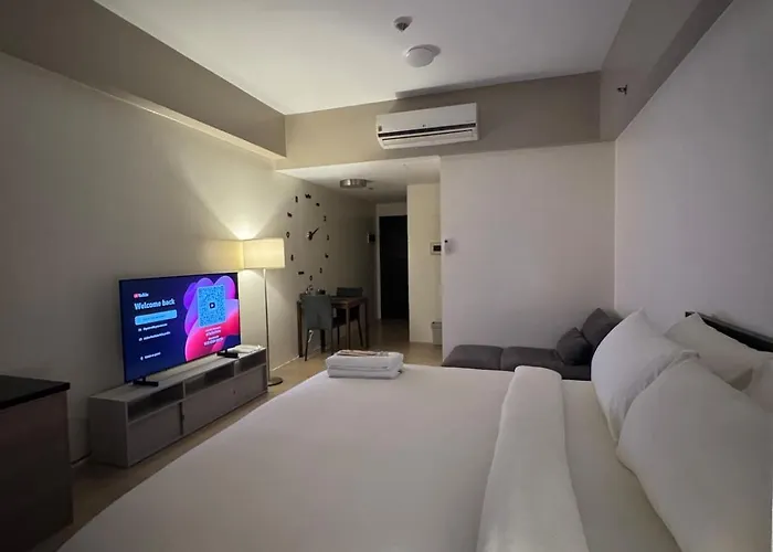 Apartamento Naia Terminal 3 81 Newport Blvd Cluster 4-7b By Rechelle Nunag Manila